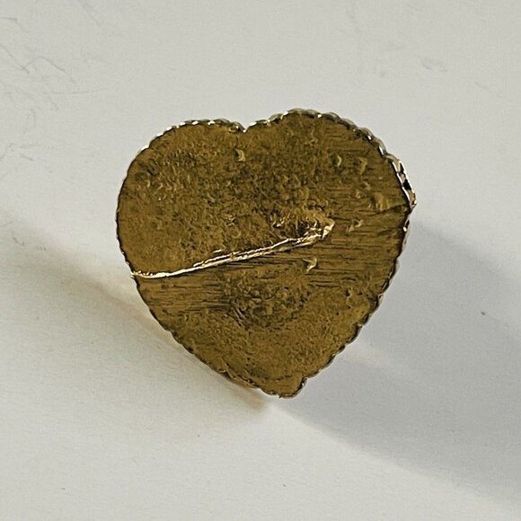 Girl Figure Standing on Heart Pedestal Gold Tone Mini Figurine - Picture 7 of 7